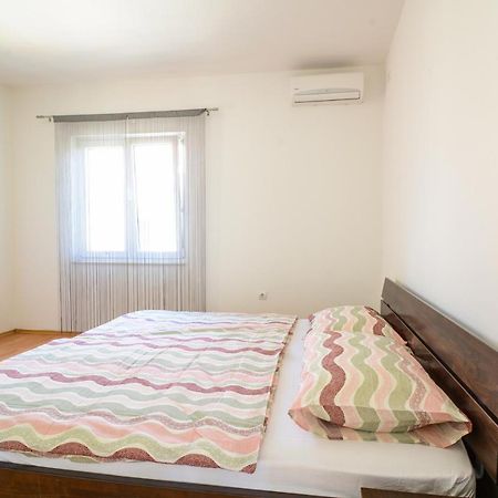 Apartment Guest House Leo Задар Екстер'єр фото